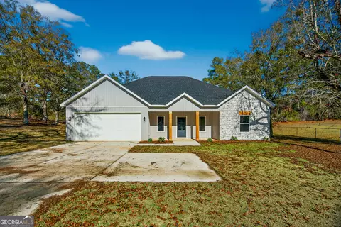 3080 15th SW, Lanett, AL 36863