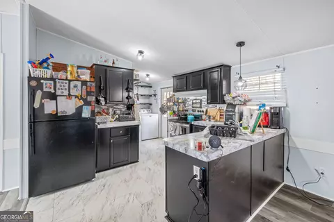 Kitchen - 70 Hunters Way, Toccoa, GA 30577 photo 1 of 2