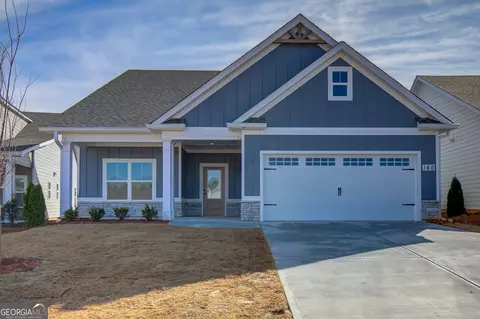 160 Redhaven Dr, Senoia, GA 30276