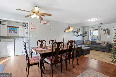 Dining - 6014 Jackson Rd, Jackson, GA 30233 photo 2 of 3