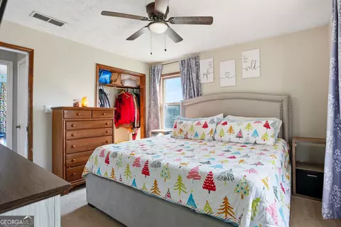 Bedroom - 6014 Jackson Rd, Jackson, GA 30233 photo 4 of 7
