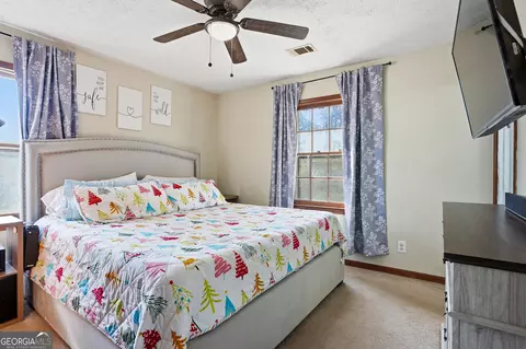 Bedroom - 6014 Jackson Rd, Jackson, GA 30233 photo 3 of 7