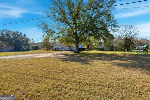 Exterior - 6014 Jackson Rd, Jackson, GA 30233 photo 1 of 3