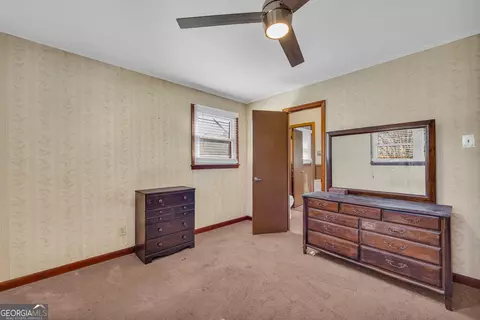 Bedroom - 7660 Sandy Cross Rd, Carnesville, GA 30521 photo 6 of 7