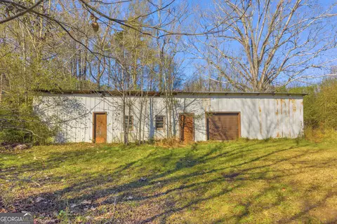 Exterior - 7660 Sandy Cross Rd, Carnesville, GA 30521 photo 4 of 7