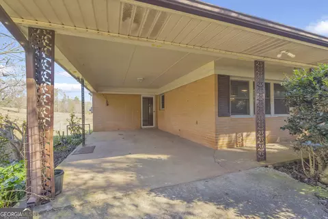 Exterior - 7660 Sandy Cross Rd, Carnesville, GA 30521 photo 5 of 7