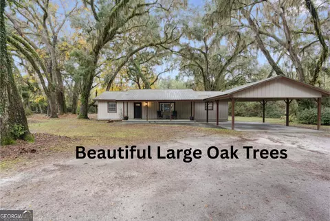 109 Harris Plantation Dr, Brunswick, GA 31523