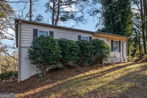 2361 Swallow Cir SE, Atlanta, GA 30315