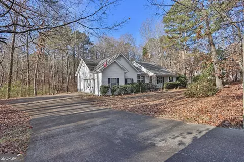 4806 Cash Rd, Flowery Branch, GA 30542