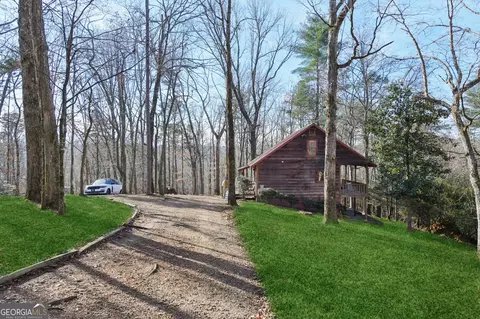 714 Deer Woods Trl, Cleveland, GA 30528