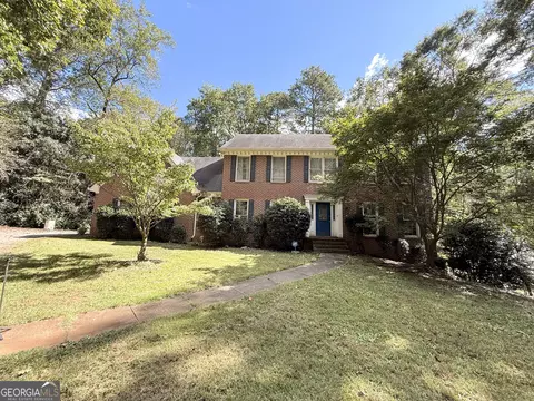 5030 W Shore Dr SW, Conyers, GA 30094