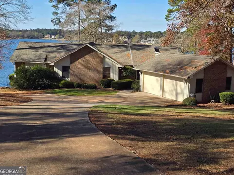 1121 Terrell Cir, Greensboro, GA 30642