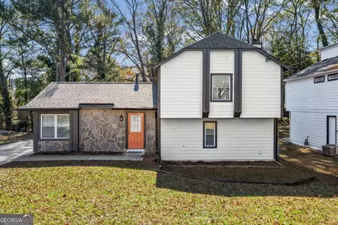 2468 Leslie Brook Dr, Decatur, GA 30035