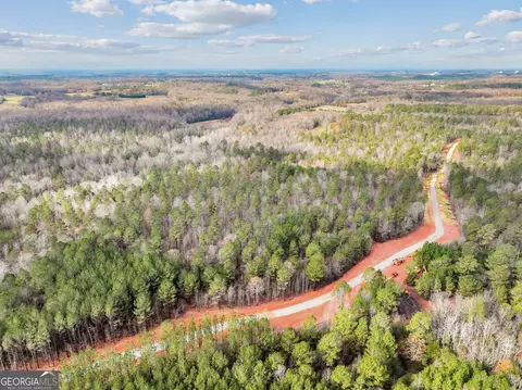 393 Harmony Gates Dr, Commerce, GA 30530 photo 3