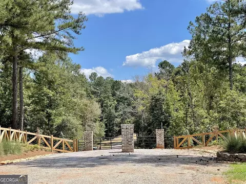 393 Harmony Gates Dr, Commerce, GA 30530 photo 6