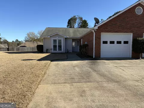 280 Wilbanks Dr, Fayetteville, GA 30215