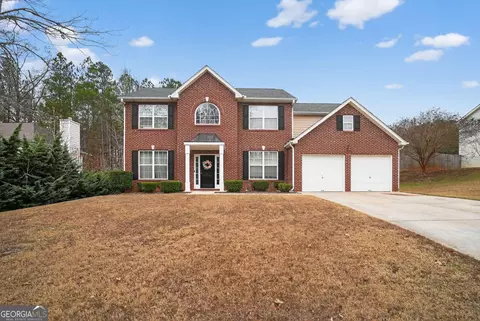 6753 Delaware Bnd, Fairburn, GA 30213