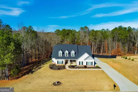 Exterior - 95 Hawthorn Ln, Covington, GA 30014 photo 3 of 4