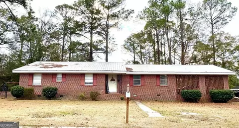 112 Alexander Ave, Lyons, GA 30436