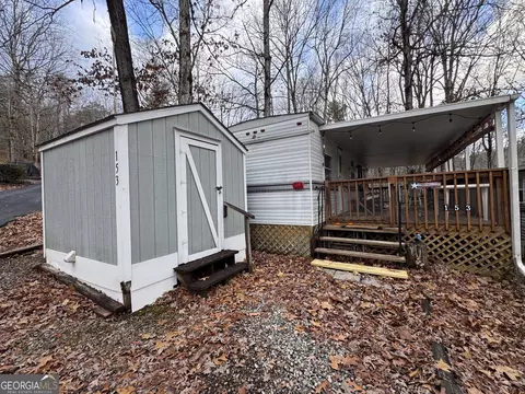 153 Park Vista Dr, Cleveland, GA 30528