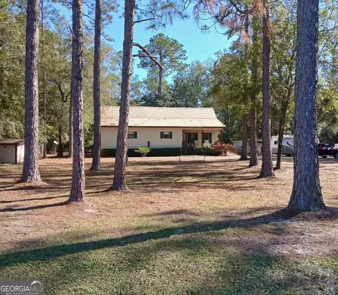 124 Redwood Dr, Folkston, GA 31537