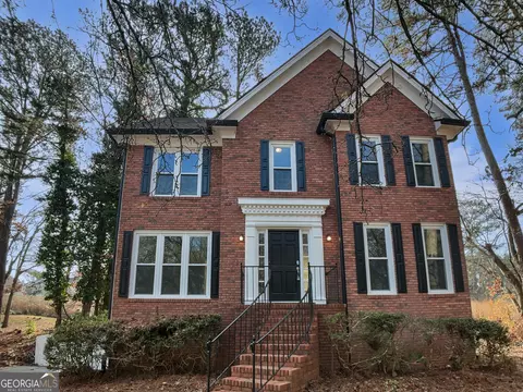 2454 Jacks View Ct, Snellville, GA 30078