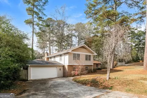 543 Tahoe Cir, Stone Mountain, GA 30083