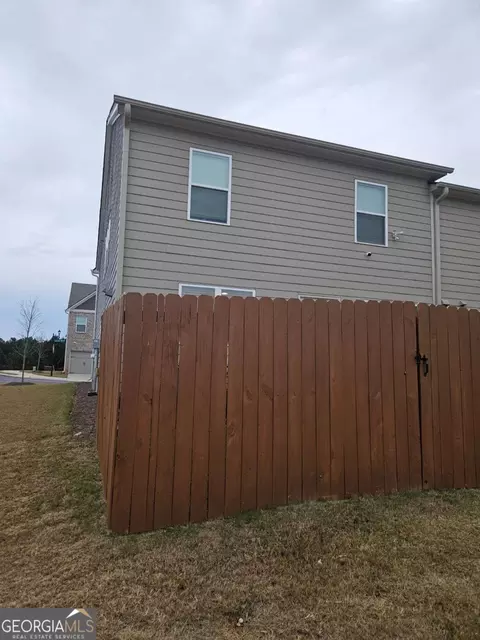 Exterior - 7754 Lance Rd, Fairburn, GA 30213 photo 4 of 5
