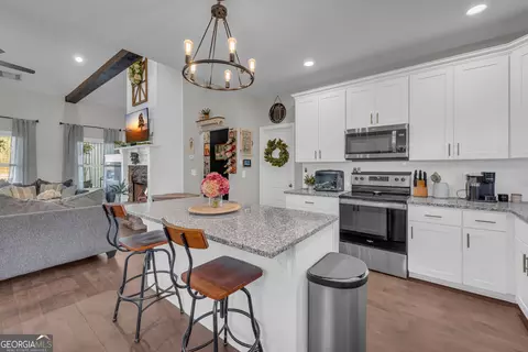 Kitchen - 223 Maple Dr, Commerce, GA 30529 photo 2 of 2