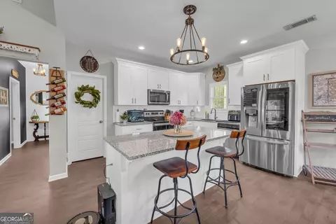 Kitchen - 223 Maple Dr, Commerce, GA 30529 photo 1 of 2