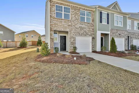 579 Magnolia Cir, Palmetto, GA 30268