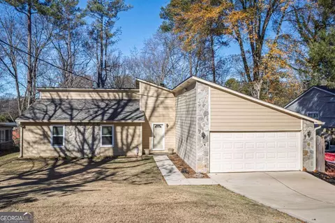 3889 Smokemist Trce, Lawrenceville, GA 30044