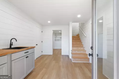 Entry Way - 291 Saddleback Cir, Sky Valley, GA 30537 photo 3 of 3