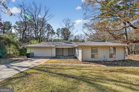 80 Triple Crown Ln, Ellenwood, GA 30294