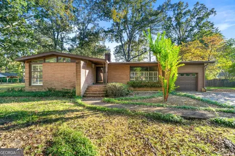 3013 Garden Lakes Blvd NW, Rome, GA 30165