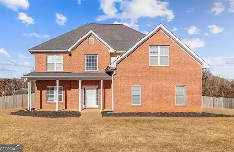 215 Shoreline Dr, Fayetteville, GA 30215