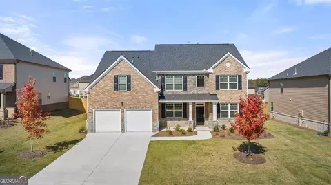 210 Sandy Oak Dr, Loganville, GA 30052