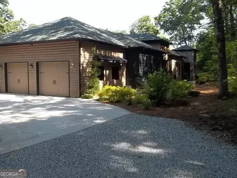 198 Upper Scenic Dr, Dillard, GA 30537