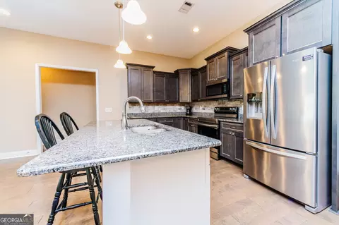 Kitchen - 109 Sasanqua Dr, Warner Robins, GA 31088 photo 1 of 3