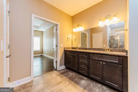 Entry Way - 109 Sasanqua Dr, Warner Robins, GA 31088 photo 2 of 4