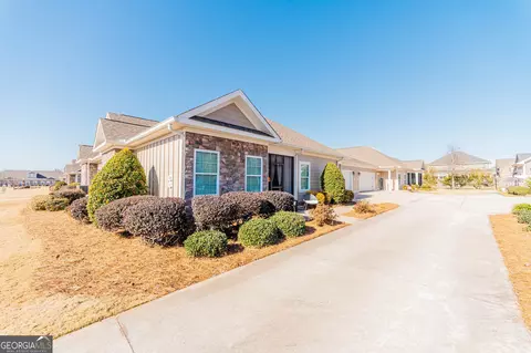 Exterior - 109 Sasanqua Dr, Warner Robins, GA 31088 photo 5 of 8