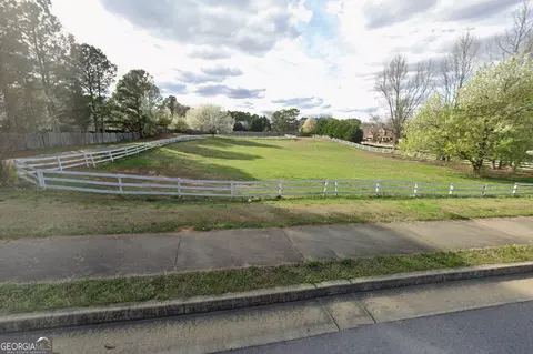 963 Cooper Rd, Grayson, GA 30017