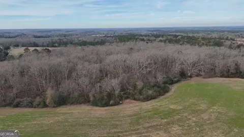 1 Far A Way Rd, Elberton, GA 30635