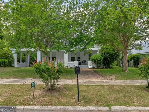 Exterior - 505 Engram St, Montezuma, GA 31063 photo 9 of 15