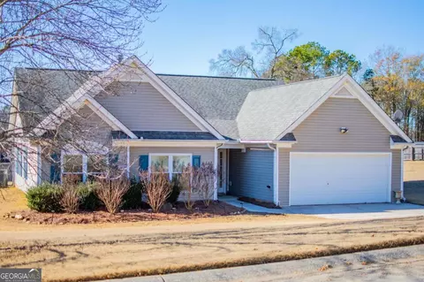 226 Hampton Oaks Cir, Villa Rica, GA 30180