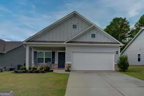 12 Applewood Dr NE, Rome, GA 30165