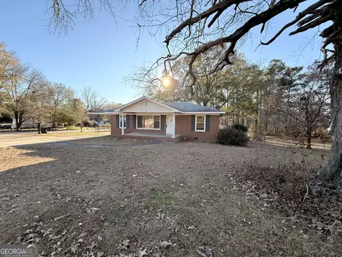 9248 Flat Shoals Rd SW, Covington, GA 30014