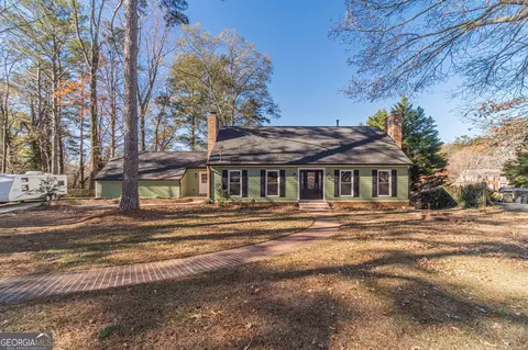 1892 Surrey Trl SE, Conyers, GA 30013