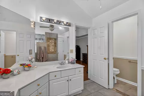 Bath - 103 Ford Dr, Lagrange, GA 30240 photo 3 of 4