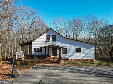 731 Brewer Rd, Lula, GA 30554